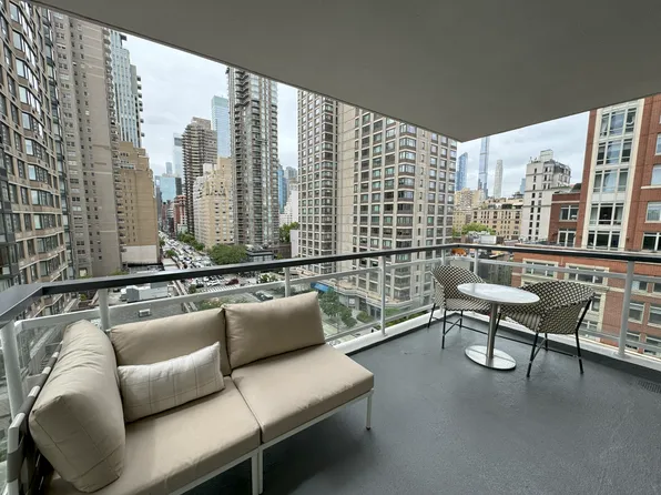 200 East 66th Street image 1 of 16