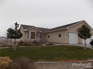 2100 Hitching Post Dr, Green River, WY 82935