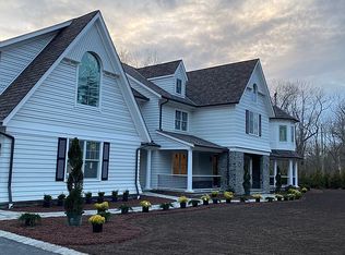 1 Powderhorn Rd, Ho Ho Kus, NJ 07423