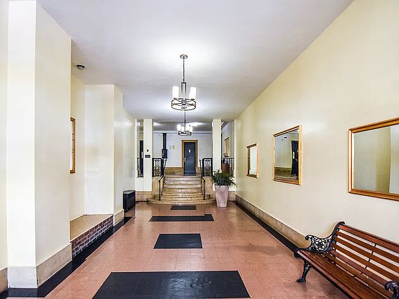 5th image of 160 Claremont Ave APT 2K