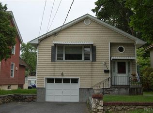 35 Old Post Rd N, Croton On Hudson, NY 10520