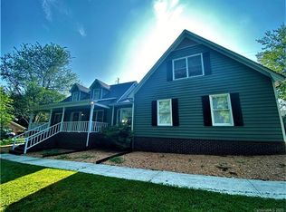 17008 Knoxwood Dr, Huntersville, NC 28078