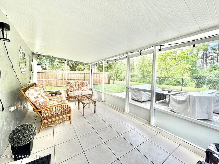 11110 Peerless Ln — Photo 38