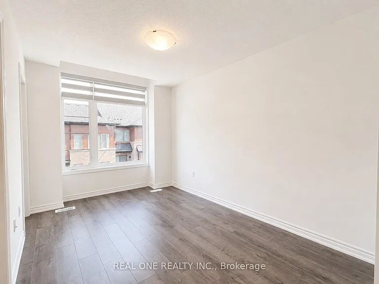 61 Soho St #31 — Photo 17