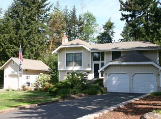 3760 NW Highland Ct, Silverdale, WA 98383