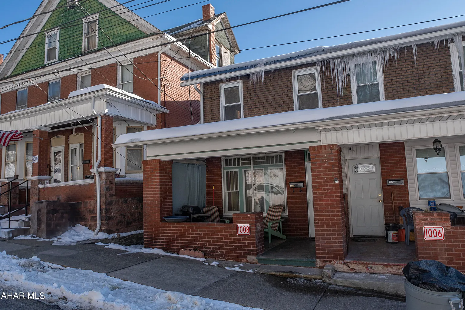 1008 Cameron Ave photo 1