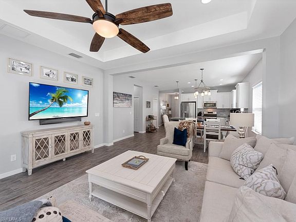 2nd image of 7682 Cypress Walk Dr