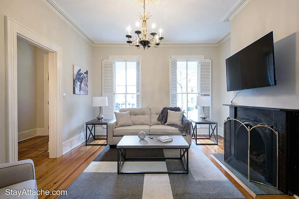 3 bed, 2.5 bath, 2000 sqft, $6,600 — Photo 4