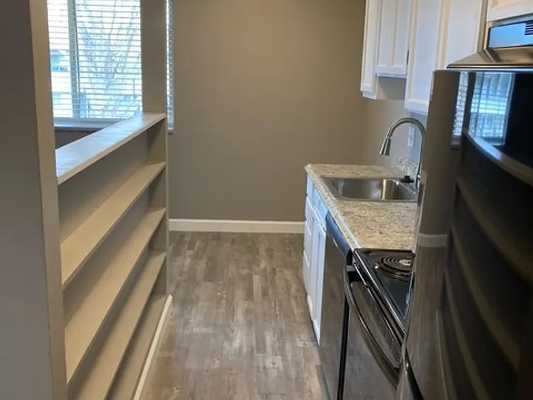 Peak 72 Apartments — Photo 38
