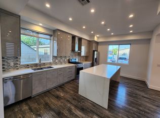 1211 N Mariposa Ave #3, Los Angeles, CA 90029