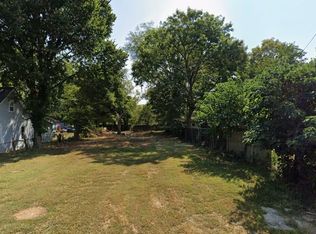 403 Locust St, Clarksville, TN 37042