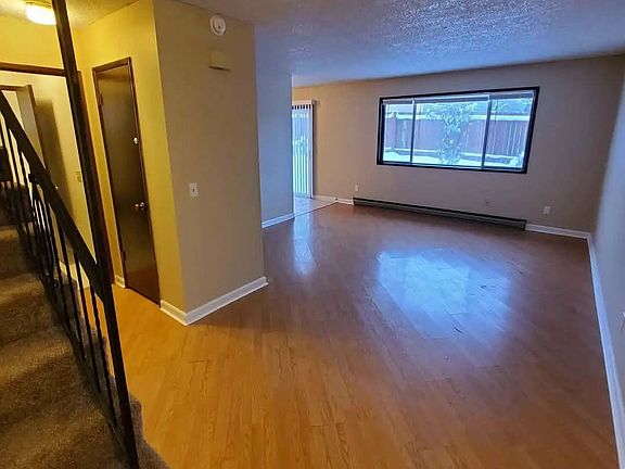 2nd image of 1232 E 3rd St APT 2