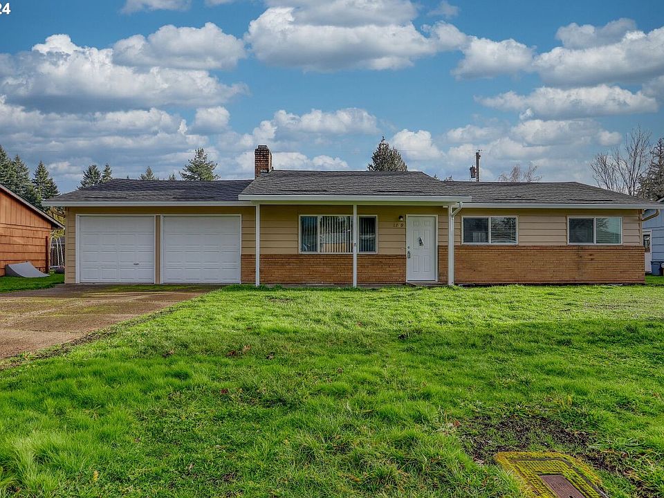 1st image of 8719 NE Lewis Dr