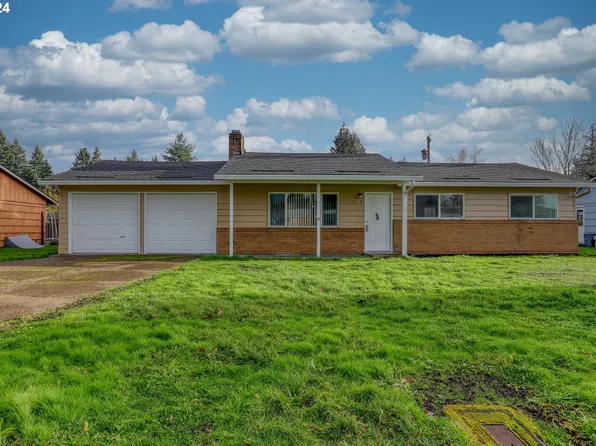 8719 NE Lewis Dr, Vancouver, WA 98662