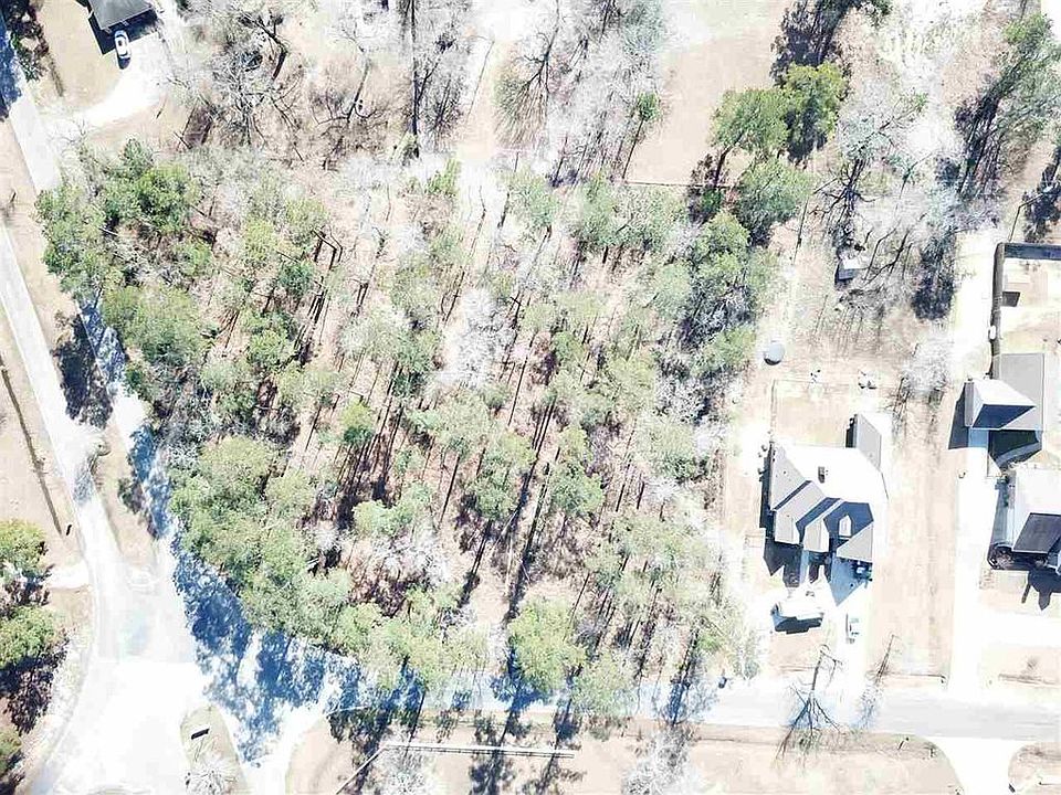 1st image of Pine Shadows Dr