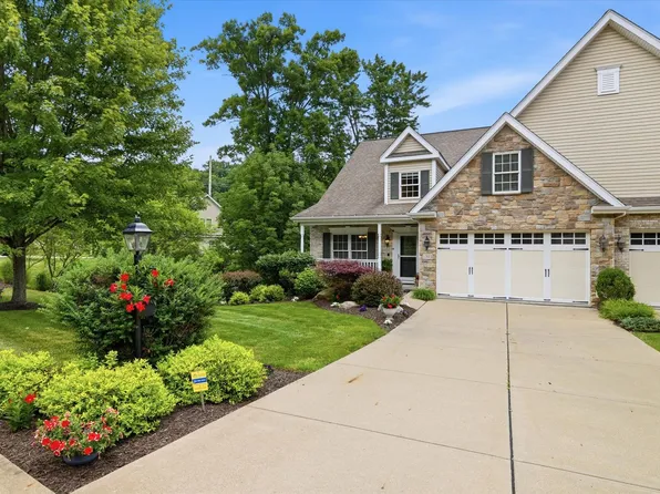 1503 Torrey Pine Dr, Mars, PA 16046