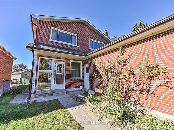 3rd image of 34 Craketts Ave