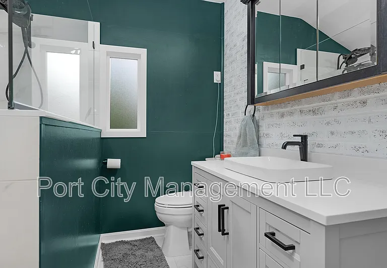 808 S Beechfield Ave — Photo 18