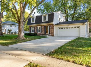 407 33rd St, West Des Moines, IA 50265
