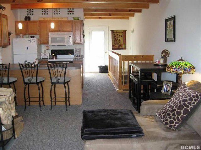 1st image of 15 Prospect St #3