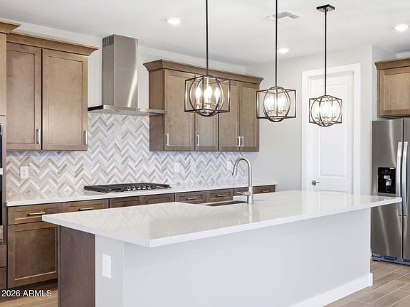 4th image of 7758 W HAYWARD Avenue