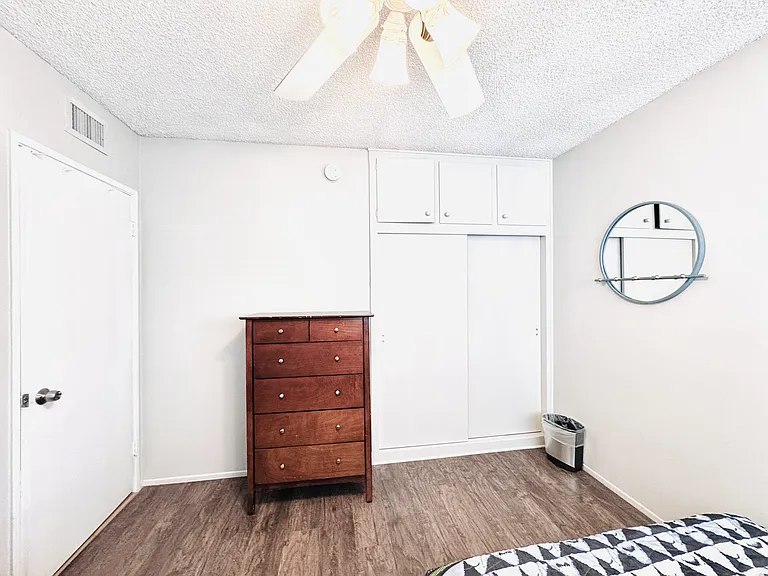 S William Miller Dr — Photo 95