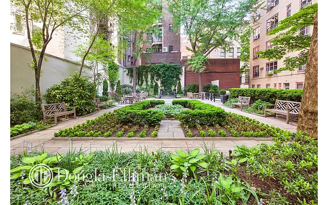Sold by Douglas Elliman | media 19