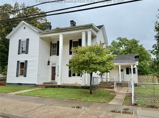 608 Sand St, Ravenswood, WV