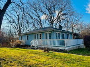40 Robert St, Sharon, CT 06069