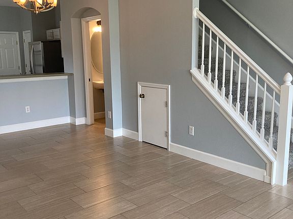 4th image of 11119 Windsor Place Cir