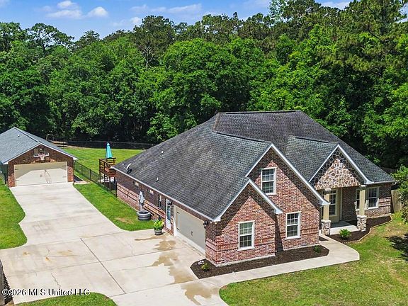 3rd image of 10165 Daisy Vestry Rd