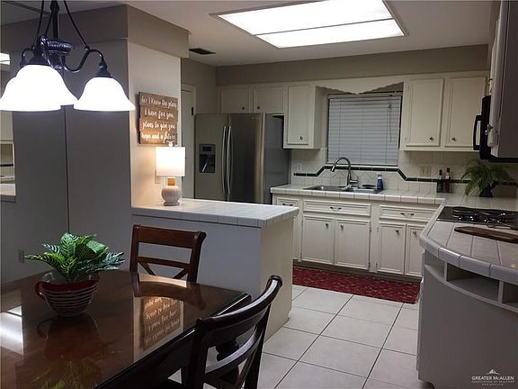 3rd image of 6205 N 32nd St