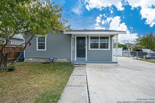 1st image of 538 Sunglo Dr