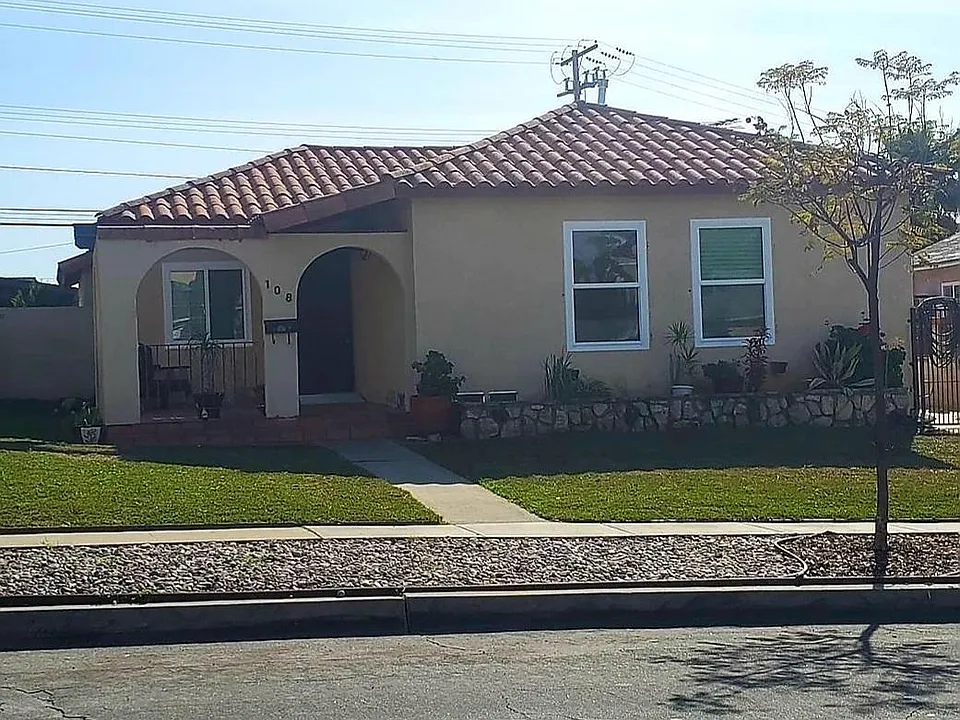 108 E Floral Dr