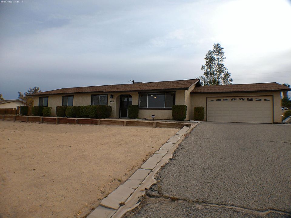 1st image of 73817 White Sands Dr