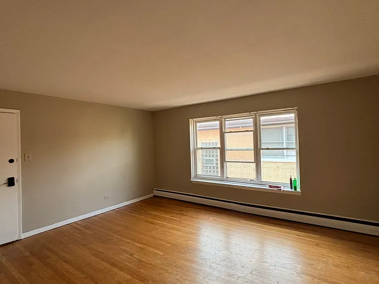 12448 Fairview Ave #2W — Photo 4