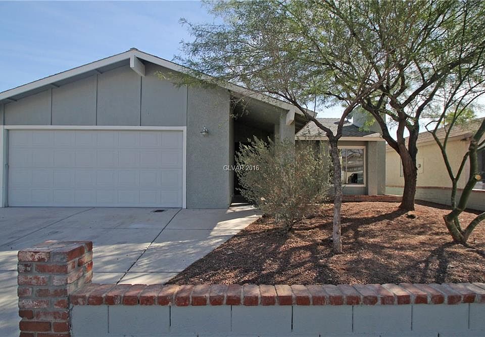 1st image of 705 Sportsman Dr