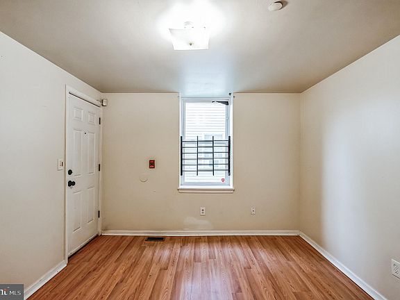 5th image of 1417 N 18th St