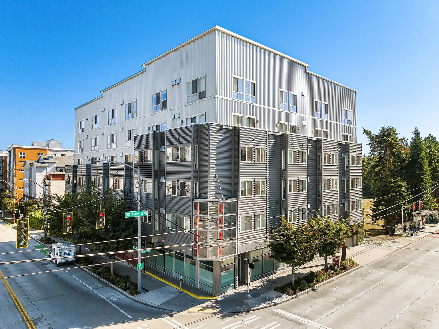 Residences at 3295 — Photo 1