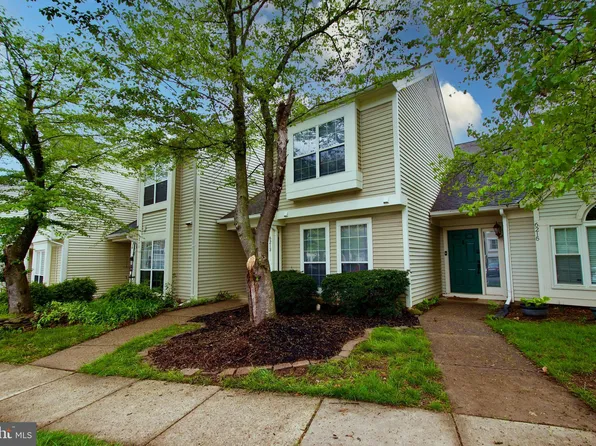 6213 Stonepath Cir, Centreville, VA 20120