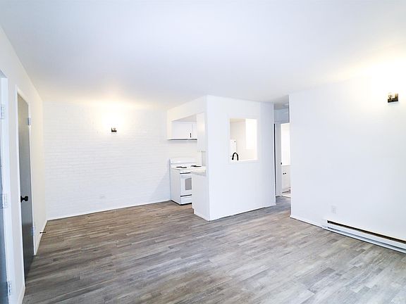 4th image of 2323 Beechmont Ave APT 8
