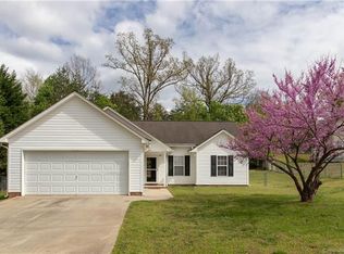1679 Brookgreen Ave, Statesville, NC 28677