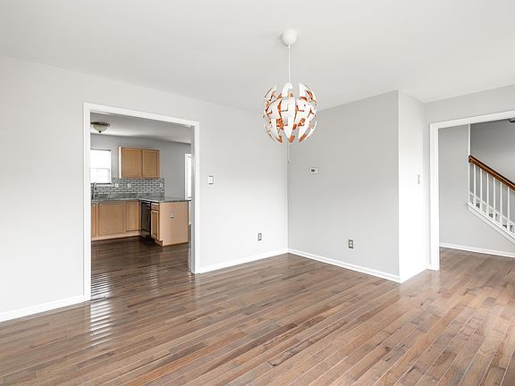 5th image of 1418 Woodside Ct