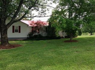 1255 Bright Rd, Huntingdon, TN 38344