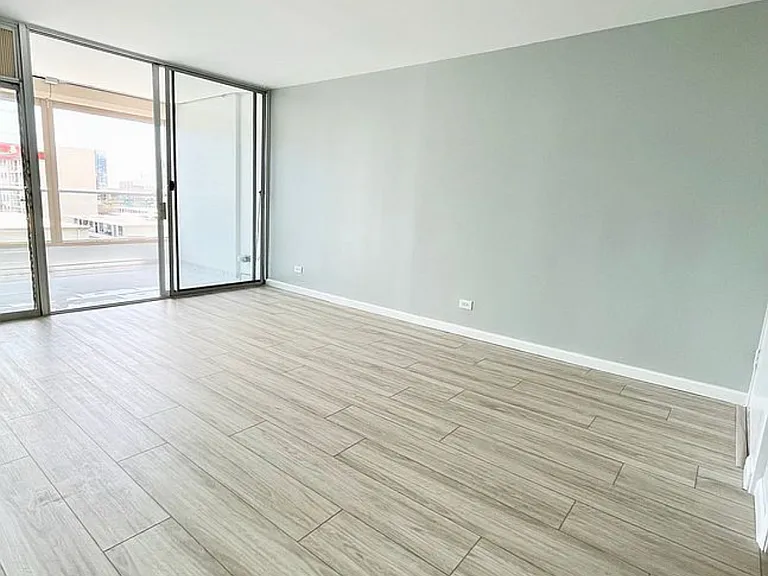 1556 Piikoi St #506 — Photo 6