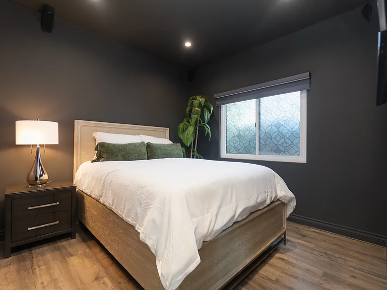 28311 Nicholas Cir — Photo 18