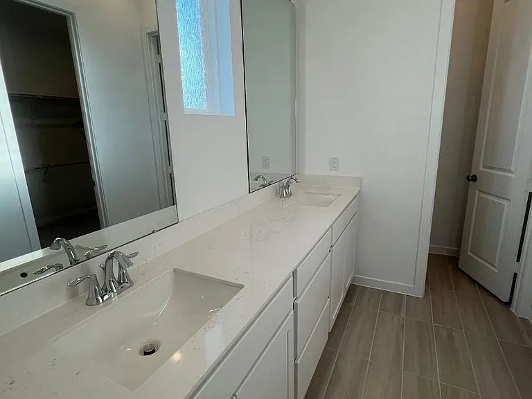 4045 Centennial Ridge Dr — Photo 10