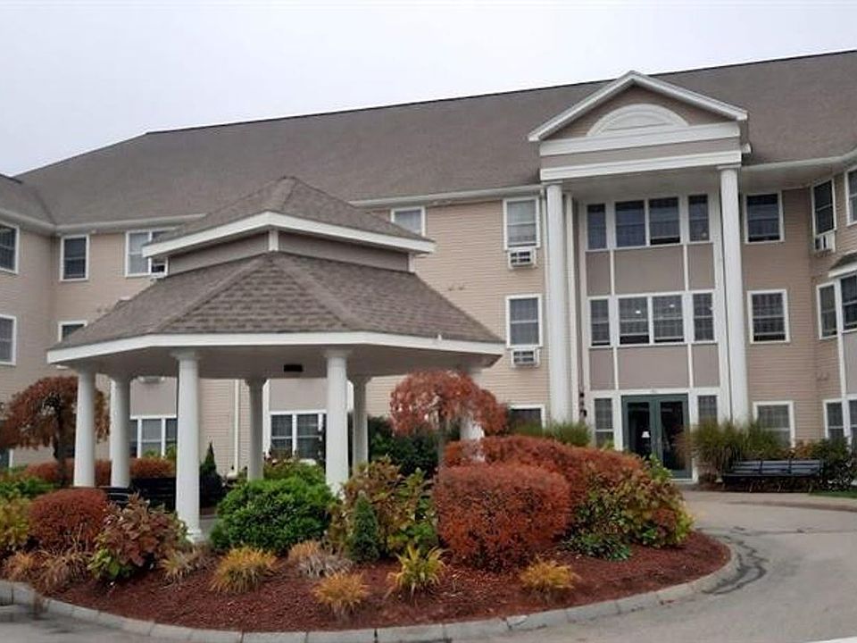 1st image of 486 Nashua St APT 112