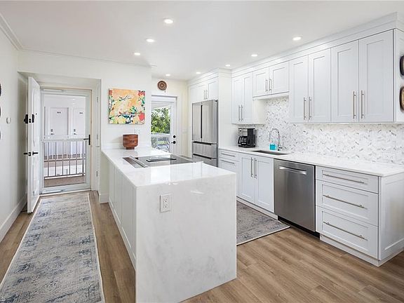 2nd image of 333 4th AVE S #303