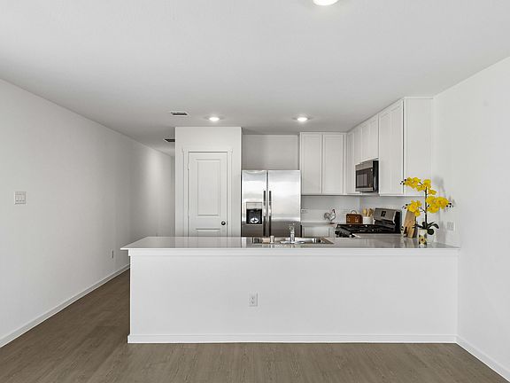 5th image of 3120 Forchini Dr